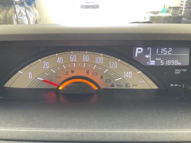 ダイハツ ムーヴ キャンバス X メイクアップ リミテッド SAⅢ 道東・釧路十勝 2018(平30)年 5.2万km パールホワイトⅢ/ナチュラルベージュマイカメタリック 2トーン ・4WD /スマートアシスト/・純正ナビ/・BT/DVD/CD/SD/フルセグ/・パノラマモニター/・両側パワースライドドア/・オートライト/・オートマチックハイビーム/・革調シートカバー/・スマートキー/・プッシュスタート/・アイドリングストップ