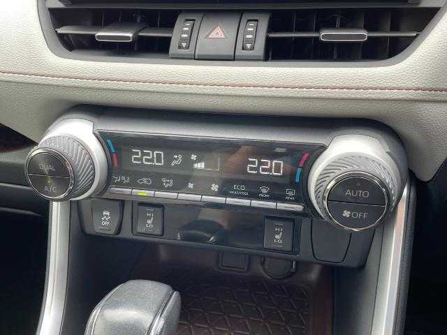 トヨタ ＲＡＶ４ G Zパッケージ 岩手県 2020(令2)年 2.6万km アティチュードブラックマイカ 純正ナビ　ＣＤ／ＤＶＤ／Ｂｌｕｅｔｏｏｔｈ／フルセグＴＶ　/バックカメラ　/デジタルインナーミラー　/４ＷＤ/ＥＴＣ２．０　/クルーズコントロール　/モデリスタエアロ　/シートメモリー/ステアリングヒーター/運転席パワーシート/前席シートヒーター＆エアシート/電動リアゲート