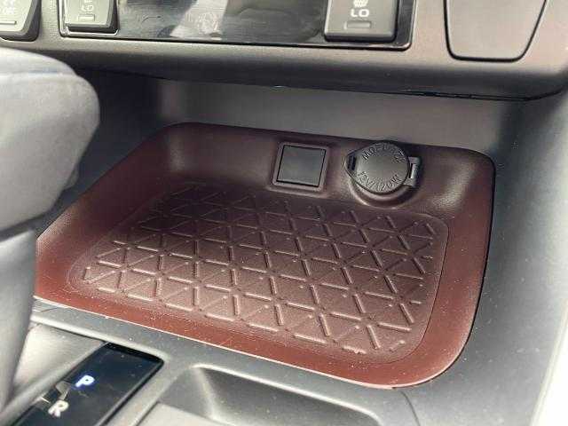 トヨタ ＲＡＶ４ G Zパッケージ 岩手県 2020(令2)年 2.6万km アティチュードブラックマイカ 純正ナビ　ＣＤ／ＤＶＤ／Ｂｌｕｅｔｏｏｔｈ／フルセグＴＶ　/バックカメラ　/デジタルインナーミラー　/４ＷＤ/ＥＴＣ２．０　/クルーズコントロール　/モデリスタエアロ　/シートメモリー/ステアリングヒーター/運転席パワーシート/前席シートヒーター＆エアシート/電動リアゲート