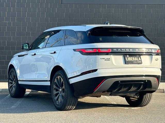 ランドローバー レンジローバーヴェラール Rダイナミック SE 180PS 埼玉県 2018(平30)年 4.5万km パール 白革シート　/パノラマサンルーフ　/メリディアンサウンド　/Ｆシートヒーター　/パワーリアゲート　/ＡＣＣ　/ブラインドスポットモニター　/全周囲カメラ　/ハイスピードエマージェンシーブレーキ　/パーキングアシスト　/ＥＴＣ