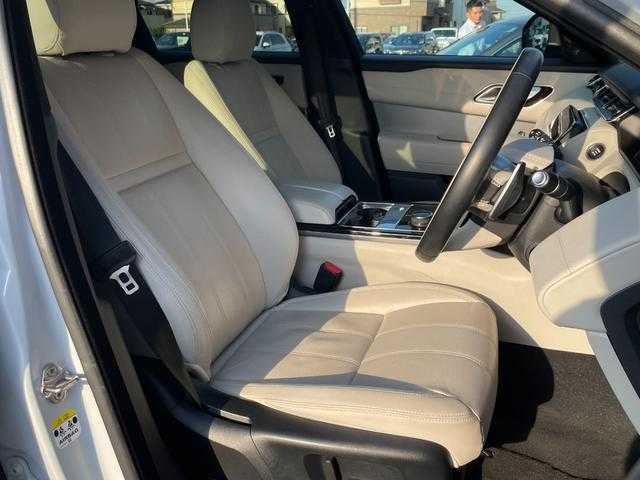 ランドローバー レンジローバーヴェラール Rダイナミック SE 180PS 埼玉県 2018(平30)年 4.5万km パール 白革シート　/パノラマサンルーフ　/メリディアンサウンド　/Ｆシートヒーター　/パワーリアゲート　/ＡＣＣ　/ブラインドスポットモニター　/全周囲カメラ　/ハイスピードエマージェンシーブレーキ　/パーキングアシスト　/ＥＴＣ