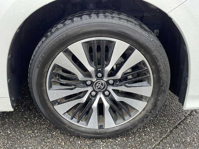 トヨタ アルファード S Cパッケージ 新潟県 2022(令4)年 3.1万km ホワイトパールクリスタルシャイン 純正ディスプレイオーディオ/(AM/FM/Miracast/Bluetooth/フルセグTV)/ナビキット/サンルーフ/純正フリップダウンモニター/デジタルインナーミラー/ブラインドスポットモニター/三眼LEDヘッドライト/衝突被害軽減ブレーキ/車線逸脱抑制装置/レーダークルーズコントロール/オートマチックハイビーム/クリアランスソナー/両側パワースライドドア/パワーバックドア/ビルトインETC/前後ドライブレコーダー/シートヒーター/ベンチレーション/ステアリングヒーター/純正18インチAW/スマートキー/スペアキー×1/保証書