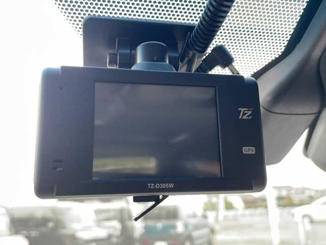 トヨタ アルファード S Cパッケージ 新潟県 2022(令4)年 3.1万km ホワイトパールクリスタルシャイン 純正ディスプレイオーディオ/(AM/FM/Miracast/Bluetooth/フルセグTV)/ナビキット/サンルーフ/純正フリップダウンモニター/デジタルインナーミラー/ブラインドスポットモニター/三眼LEDヘッドライト/衝突被害軽減ブレーキ/車線逸脱抑制装置/レーダークルーズコントロール/オートマチックハイビーム/クリアランスソナー/両側パワースライドドア/パワーバックドア/ビルトインETC/前後ドライブレコーダー/シートヒーター/ベンチレーション/ステアリングヒーター/純正18インチAW/スマートキー/スペアキー×1/保証書
