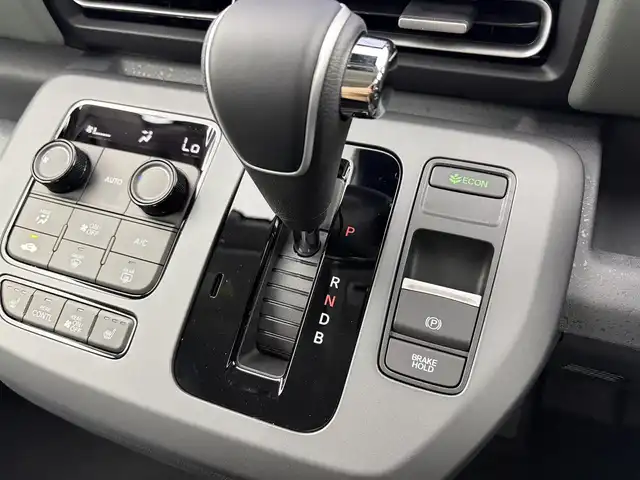 ホンダ フリード ハイブリット e:HEV クロスター 愛知県 2025(令7)年 0.1千km 黒 登録済未使用車/登録時走行距離5km/純正9インチナビ/Bluetooth/フルセグTV/AppleCarPlay/AndroidAuto/バックカメラ/ホンダセンシング/衝突軽減ブレーキ/レーンキープアシスト/アダプティブクルーズコントロール/両側パワースライドドア/ハーフレザーシート/前席シートヒーター/純正15インチアルミホイール
