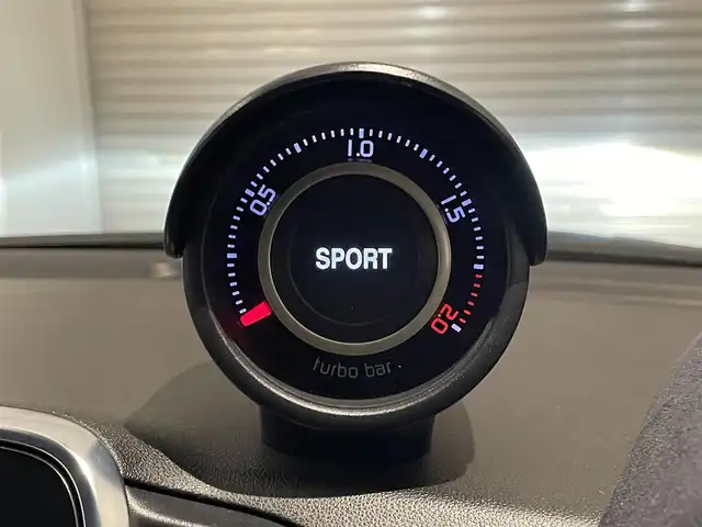 アバルト ５９５ コンペティツィオーネ 静岡県 2020(令2)年 2.6万km 白 半革　/ＣａｒＰｌａｙ　/ブレンボレッドキャリパー　/ＥＴＣ　/ＨＩＤ　/純正１７ＡＷ　/バックカメラ　/社外前後ドライブレコーダー　/パドルシフト　/コーナーセンサー　/社外ドアバイザー　/リモコンキー