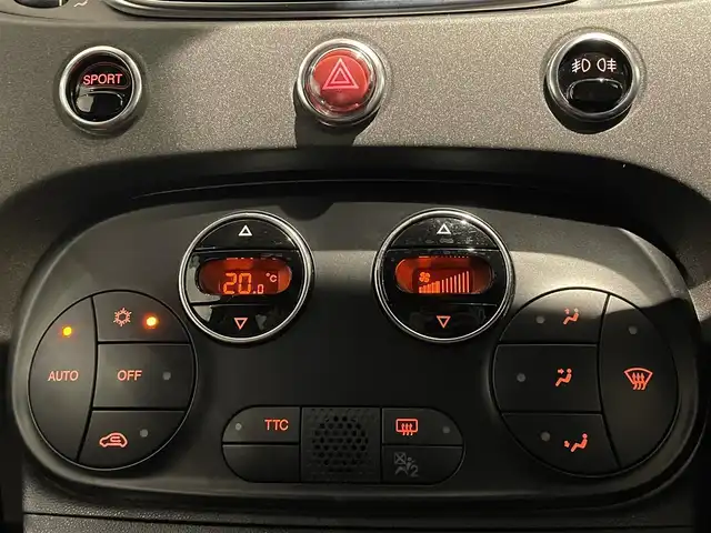 アバルト ５９５ コンペティツィオーネ 静岡県 2020(令2)年 2.6万km 白 半革　/ＣａｒＰｌａｙ　/ブレンボレッドキャリパー　/ＥＴＣ　/ＨＩＤ　/純正１７ＡＷ　/バックカメラ　/社外前後ドライブレコーダー　/パドルシフト　/コーナーセンサー　/社外ドアバイザー　/リモコンキー