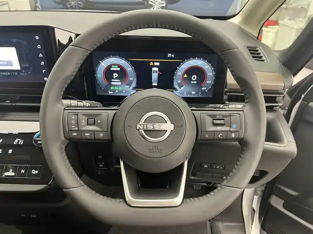 日産 セレナ e－パワー ハイウェイスター V 滋賀県 2025(令7)年 0.1千km プリズムホワイト 登録済未使用車/純正12.3インチメモリーナビ/【Bluetooth/フルセグ/Apple Car pay/Android Auto】/全方位カメラ/インテリジェント ルームミラー/アドバンスドドライブアシストディスプレイ/両側パワースライドドア/インテリジェント アラウンドビューモニター/統合型インターフェースディスプレイ/プロパイロット/追従クルーズコントロール/BSM/コーナーセンサー/アダプティブLEDヘッドライトシステム/ドライブレコーダー（前後セット）/純正16AW/電子パーキングブレーキ/ETC2.0ユニット