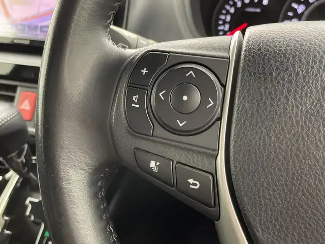 トヨタ ヴォクシー ZS 三重県 2018(平30)年 4.7万km ブラック /サンルーフ　//３６０°ドラレコ　//社外７インチナビ　（フルセグ／ＣＤ／ＤＶＤ／ＢＴ／ＡＭ／ＦＭ）　//バックカメラ　//両側パワスラ//トヨタセーフティーセンス //クルコン //レーンキープアシスト //LEDヘッドライト //オートライト//オートマチックハイビーム