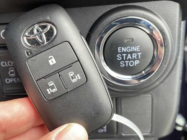 トヨタ ルーミー カスタムG 岩手県 2021(令3)年 3.7万km クールバイオレットクリスタルシャイン 純正９型ナビ　全周囲カメラ　ＤＶＤ再生　フルセグ　Ｂｌｕｅｔｏｏｔｈ　両側パワースライドドア　レーダークルコン　衝突被害軽減　ＬＥＤオートライト　ビルトインＥＴＣ２．０　スペアタイヤ　コーナーセンサー