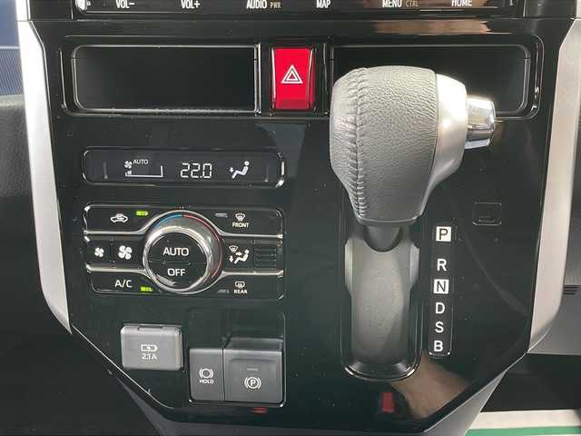 トヨタ ルーミー カスタムG 岩手県 2021(令3)年 3.7万km クールバイオレットクリスタルシャイン 純正９型ナビ　全周囲カメラ　ＤＶＤ再生　フルセグ　Ｂｌｕｅｔｏｏｔｈ　両側パワースライドドア　レーダークルコン　衝突被害軽減　ＬＥＤオートライト　ビルトインＥＴＣ２．０　スペアタイヤ　コーナーセンサー