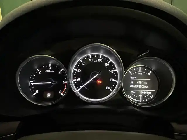 マツダ ＣＸ－８ XD Lパッケージ 香川県 2018(平30)年 15.1万km スノーフレイクホワイトパールマイカ 純正メモリナビ/→フルセグ/CD/DVD/Bluetooth/360°ビューモニター/後席フリップダウンモニター/BOSEスピーカー/レザーシート/前席シートヒーター/前席パワーシート/シートメモリー/パワーリアゲート/革巻きステアリング/ステアリングリモコン/ステアリングヒーター/アダプティブLEDヘッドライト/マツダレーダークルーズコントロール/レーンキープアシストシステム/スマートブレーキサポート/ドライバーアテンションアラート/プリクラッシュブレーキアラート/オートブレーキホールド/後席サンシェード/MTモード付AT/アイドリングストップ