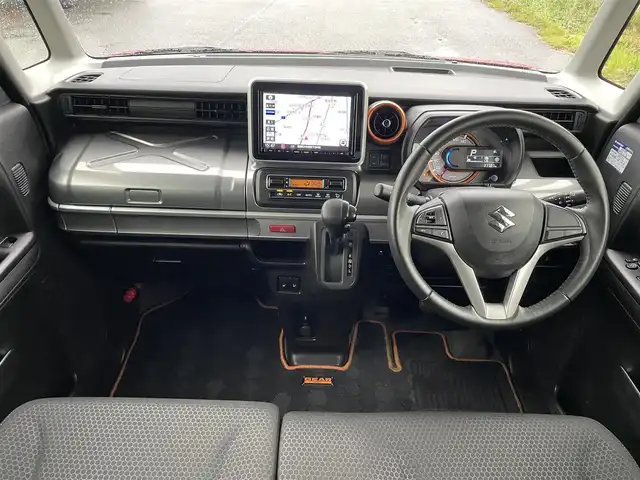 スズキ スペーシア ギア HYBRID XZ 福岡県 2019(令1)年 3.8万km フェニックスレッドパール/ガンメタリック2トーンルーフ ワンオーナー/純正8型ナビ/フルセグTV/両側パワースライドドア/全方位モニター/ドライブレコーダー/ビルトインETC/セーフティサポート/・衝突被害軽減ブレーキ/・前後誤発進抑制/・車線逸脱警報/・ハイビームアシスト/・先行車発進お知らせ/・リアパーキングセンサー/LEDヘッドランプ/革巻きステアリング/前席シートヒーター/社外14インチアルミホイール/キーレスプッシュスタート/禁煙車