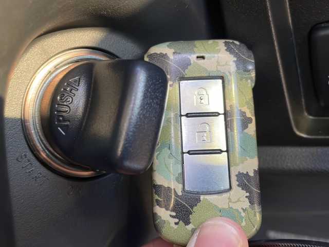 三菱 デリカＤ：５ シャモニー 岩手県 2016(平28)年 5万km ダイヤモンドブラックマイカ ALPINE9型ナビ フリップダウン ガナドールマフラー ダブルゾーン再生 両側電動スライド フルセグ バックC 革調シートカバー ビルドインETC クルコン パドルシフト シートヒーター GPSレーダー一体型ルームミラー