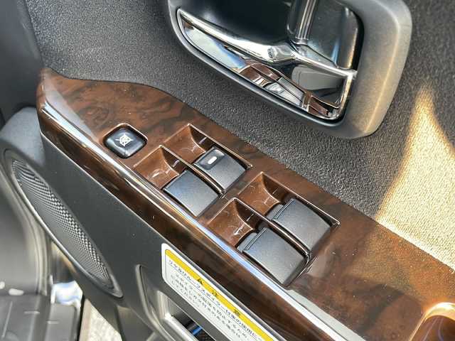 三菱 デリカＤ：５ シャモニー 岩手県 2016(平28)年 5万km ダイヤモンドブラックマイカ ALPINE9型ナビ フリップダウン ガナドールマフラー ダブルゾーン再生 両側電動スライド フルセグ バックC 革調シートカバー ビルドインETC クルコン パドルシフト シートヒーター GPSレーダー一体型ルームミラー