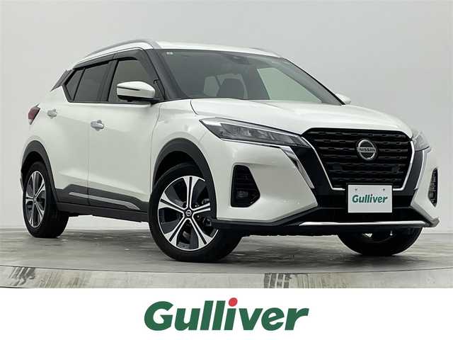 日産 キックス X 大阪府 2021(令3)年 2万km ブリリアントホワイトパール 純正９インチナビ/・BT接続/USB入力/バック/サイド/フロント/全方位カメラ/プロパイロット/レーンキープアシスト/前席シートヒーター/ステアリングヒーター/純正アルミホイール/インテリジェントルームミラー/ハンドル支援/衝突被害軽減ブレーキ/駐車支援機能/ふらつき警報/ビルトインETC/純正フロアマット/寒冷地仕様/禁煙車