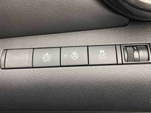 日産 キックス X 大阪府 2021(令3)年 2万km ブリリアントホワイトパール 純正９インチナビ/・BT接続/USB入力/バック/サイド/フロント/全方位カメラ/プロパイロット/レーンキープアシスト/前席シートヒーター/ステアリングヒーター/純正アルミホイール/インテリジェントルームミラー/ハンドル支援/衝突被害軽減ブレーキ/駐車支援機能/ふらつき警報/ビルトインETC/純正フロアマット/寒冷地仕様/禁煙車