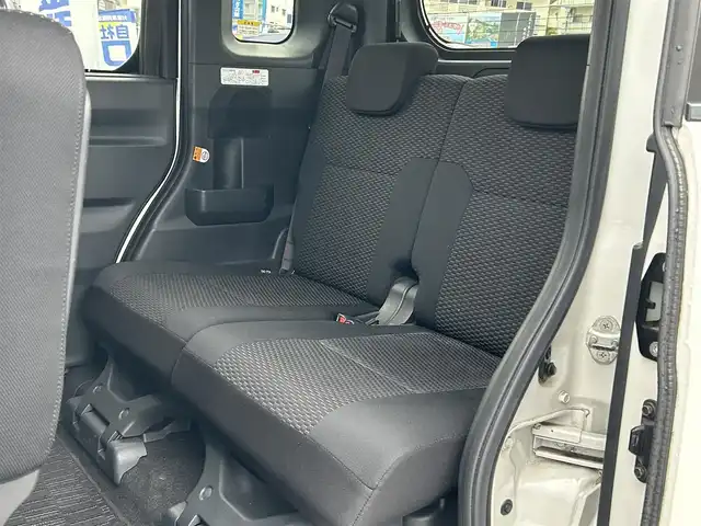 ダイハツ ウェイク L SA 沖縄県 2014(平26)年 5.7万km パールホワイトⅢ (株)IDOMが運営する【じしゃロンコザ店】の自社ローン専用車両になりますこちらは現金またはオートローンご利用時の価格です。自社ローンご希望の方は別途その旨お申付け下さい/・本土仕入/・純正ナビ/・TV/・CD再生/・ETC/・プッシュスタート/・衝突被害軽減システム/・横滑り防止装置/・社外アルミホイール/・純正フロアマット/・オートライト