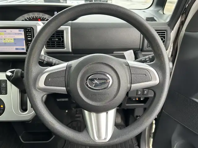 ダイハツ ウェイク L SA 沖縄県 2014(平26)年 5.7万km パールホワイトⅢ (株)IDOMが運営する【じしゃロンコザ店】の自社ローン専用車両になりますこちらは現金またはオートローンご利用時の価格です。自社ローンご希望の方は別途その旨お申付け下さい/・本土仕入/・純正ナビ/・TV/・CD再生/・ETC/・プッシュスタート/・衝突被害軽減システム/・横滑り防止装置/・社外アルミホイール/・純正フロアマット/・オートライト