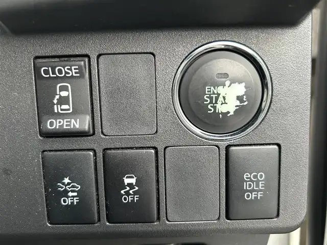 ダイハツ ウェイク L SA 沖縄県 2014(平26)年 5.7万km パールホワイトⅢ (株)IDOMが運営する【じしゃロンコザ店】の自社ローン専用車両になりますこちらは現金またはオートローンご利用時の価格です。自社ローンご希望の方は別途その旨お申付け下さい/・本土仕入/・純正ナビ/・TV/・CD再生/・ETC/・プッシュスタート/・衝突被害軽減システム/・横滑り防止装置/・社外アルミホイール/・純正フロアマット/・オートライト