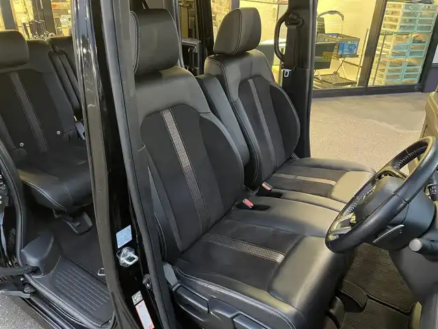 ホンダ Ｎ ＢＯＸ カスタム G L ターボ ホンダセンシング 東京都 2018(平30)年 5.3万km クリスタルブラックパール 社外ナビ(NR-MZ077)/【DISC/MSV/SD/FM/AM/TV/BT/ipod/USB】/バックカメラ/ビルトインETC/ドライブレコーダー/アダプティブクルーズコントロール/両側電動スライドドア/ハーフレザーシート/LEDヘッドライト/フォグランプ/USBポート/後席サンシェード/バックソナー/衝突軽減ブレーキ/LKAS/純正15インチAW/純正フロアマット/スマートキー/プッシュスタート