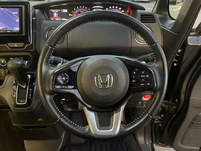 ホンダ Ｎ ＢＯＸ カスタム G L ターボ ホンダセンシング 東京都 2018(平30)年 5.3万km クリスタルブラックパール 社外ナビ(NR-MZ077)/【DISC/MSV/SD/FM/AM/TV/BT/ipod/USB】/バックカメラ/ビルトインETC/ドライブレコーダー/アダプティブクルーズコントロール/両側電動スライドドア/ハーフレザーシート/LEDヘッドライト/フォグランプ/USBポート/後席サンシェード/バックソナー/衝突軽減ブレーキ/LKAS/純正15インチAW/純正フロアマット/スマートキー/プッシュスタート