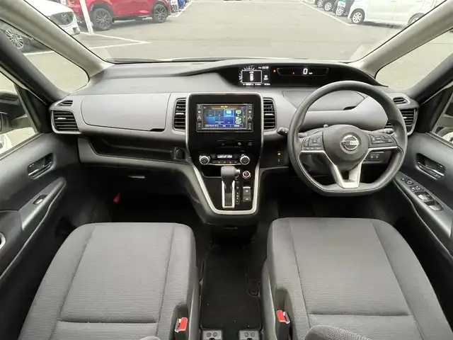 日産 セレナ X Vセレクション 長野県 2018(平30)年 4.3万km ブリリアントホワイトパール 禁煙車/プロパイロット/純正7インチナビ/【MJ117D-W】/(CD/フルセグTV/Bluetooth/SD)/社外15インチアルミホイール/インテリジェントアラウンドビューモニター/両側パワースライドドア/インテリジェントルームミラー/ドライブレコーダー/ステアリングスイッチ/アイドリングストップ/ビルトインETC/オートライト/スマートキー/Pスタート/電動格納ミラー/衝突軽減ブレーキ/コーナーセンサー/横滑り防止