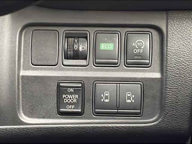 日産 セレナ X Vセレクション 長野県 2018(平30)年 4.3万km ブリリアントホワイトパール 禁煙車/プロパイロット/純正7インチナビ/【MJ117D-W】/(CD/フルセグTV/Bluetooth/SD)/社外15インチアルミホイール/インテリジェントアラウンドビューモニター/両側パワースライドドア/インテリジェントルームミラー/ドライブレコーダー/ステアリングスイッチ/アイドリングストップ/ビルトインETC/オートライト/スマートキー/Pスタート/電動格納ミラー/衝突軽減ブレーキ/コーナーセンサー/横滑り防止