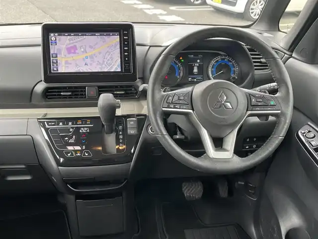 三菱 デリカミニ T プレミアム 鹿児島県 2024(令6)年 1.2万km 緑Ⅱ ワンオーナー/プッシュスタート/純正ナビ(FM/AM/BT/フルセグTV)/マイパイロット/パドルシフト/IC付ターボ/アイドリングストップ/ブレーキホールド/両側パワースライドドア/ビルトインETC/全方位カメラ/デジタルインナーミラー/ハーフレザーシート/DN席シートヒーター/純正フロアマット/純正アルミホイール/ルーフレール/オートライト/オートマチックハイビーム/ABS/ASC/HDC/DAA/FCM/LDW/LDP/TSR/LCDN/EAPM/ABSA/RCTA/PFCW/前後コーナーセンサー/スマートキー/取扱説明書/保証書