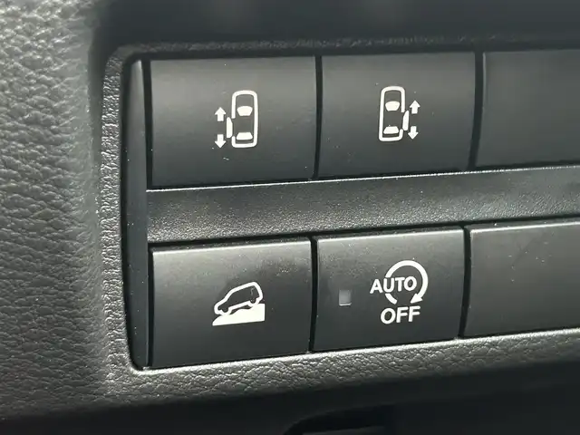 三菱 デリカミニ T プレミアム 鹿児島県 2024(令6)年 1.2万km 緑Ⅱ ワンオーナー/プッシュスタート/純正ナビ(FM/AM/BT/フルセグTV)/マイパイロット/パドルシフト/IC付ターボ/アイドリングストップ/ブレーキホールド/両側パワースライドドア/ビルトインETC/全方位カメラ/デジタルインナーミラー/ハーフレザーシート/DN席シートヒーター/純正フロアマット/純正アルミホイール/ルーフレール/オートライト/オートマチックハイビーム/ABS/ASC/HDC/DAA/FCM/LDW/LDP/TSR/LCDN/EAPM/ABSA/RCTA/PFCW/前後コーナーセンサー/スマートキー/取扱説明書/保証書