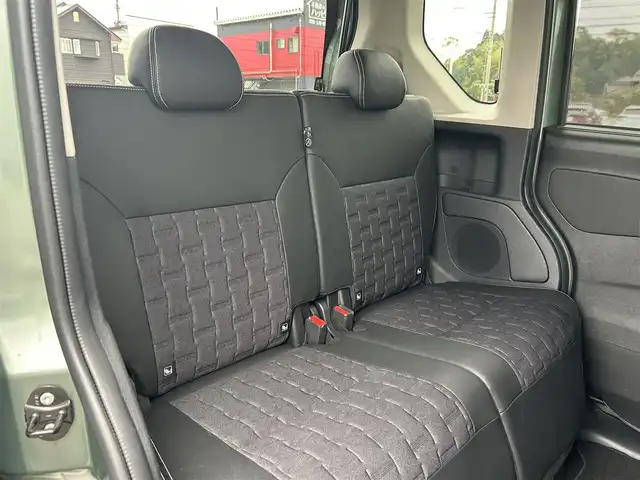 三菱 デリカミニ T プレミアム 鹿児島県 2024(令6)年 1.2万km 緑Ⅱ ワンオーナー/プッシュスタート/純正ナビ(FM/AM/BT/フルセグTV)/マイパイロット/パドルシフト/IC付ターボ/アイドリングストップ/ブレーキホールド/両側パワースライドドア/ビルトインETC/全方位カメラ/デジタルインナーミラー/ハーフレザーシート/DN席シートヒーター/純正フロアマット/純正アルミホイール/ルーフレール/オートライト/オートマチックハイビーム/ABS/ASC/HDC/DAA/FCM/LDW/LDP/TSR/LCDN/EAPM/ABSA/RCTA/PFCW/前後コーナーセンサー/スマートキー/取扱説明書/保証書