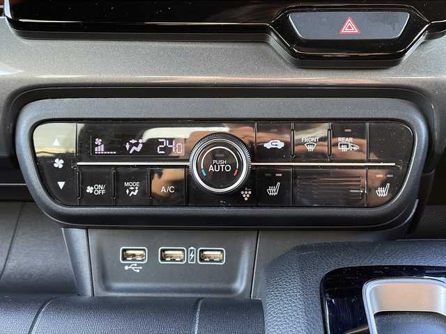 ホンダ Ｎ ＷＧＮ カスタム L ホンダセンシング 青森県 2019(令1)年 6.9万km ミッドナイトブルービームM 4WD/純正8インチナビ・フルセグTV/CD・DVD・Bluetooth・USB/バックカメラ/前席シートヒーター/純正前方ドライブレコーダー/純正エンジンスターター/ホンダセンシング/衝突軽減ブレーキ/追従クルーズコントロール/車線維持支援システム/オートハイビーム/リアパーキングセンサー/ビルトインETC/LEDヘッドライト/オートライト/LEDフォグランプ/純正14インチアルミ/純正OPフロアマット/プッシュスタート/スマートキー/スペアキー/R2.R3.R4.R5.R6.R7年記録簿有/保証書・取説書