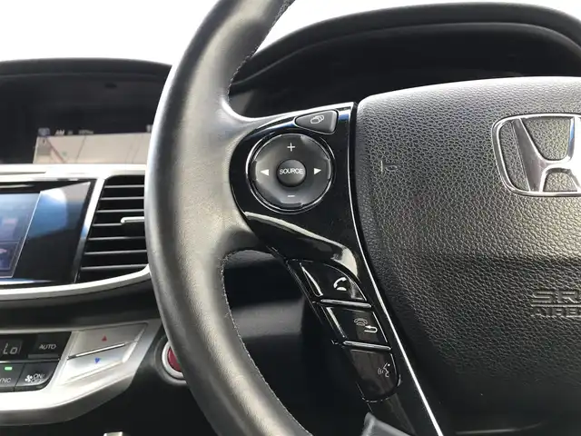 ホンダ アコード ハイブリッド LX 鳥取県 2013(平25)年 3.7万km プレミアムスパークルブラックパール 純正ナビ/フルセグ/DVD/CD/BT/バックカメラ/ビルトインETC/クルーズコントロール/黒レザーシート/前席パワーシート/運転席メモリーシート/前席シートヒーター/LEDヘットライト/フォグライト/純正17インチアルミホイール/カーテンエアバッグ/プッシュエンジンスタート/スマートキー/フロアマット/ドアバイザー