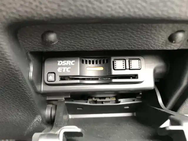 ホンダ アコード ハイブリッド LX 鳥取県 2013(平25)年 3.7万km プレミアムスパークルブラックパール 純正ナビ/フルセグ/DVD/CD/BT/バックカメラ/ビルトインETC/クルーズコントロール/黒レザーシート/前席パワーシート/運転席メモリーシート/前席シートヒーター/LEDヘットライト/フォグライト/純正17インチアルミホイール/カーテンエアバッグ/プッシュエンジンスタート/スマートキー/フロアマット/ドアバイザー