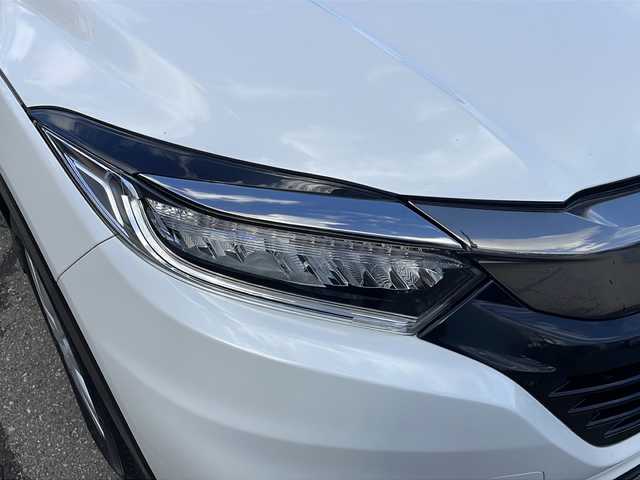 ホンダ ヴェゼル G ホンダセンシング 福井県 2018(平30)年 9.4万km プラチナホワイトパール 純正メモリナビゲーション/（CD/DVD/BT）/フルセグテレビ/バックカメラ/ホンダセンシング/アダプティブクルーズコントロール/レーンキープアシスト/ドライブレコーダー/LEDヘッドライト/オートハイビーム/オートライト/プッシュスタート/スマートキー/保証書/取扱説明書