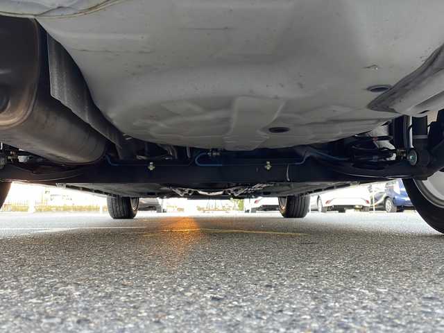 日産 ウイングロード 15M Vリミテッド 山口県 2018(平30)年 3.8万km ホワイトパール ワンオーナー/純正SDナビ　【MJ117D-A】/・Bluetooth接続/・フルセグTV/・DVD再生機能有/バックカメラ/ビルトインETC/ドライブレコーダー/横滑り防止装置/純正フロアマット/スマートキー/スペアキー有/純正16インチアルミホイール/オートエアコン/ドアバイザー/保証書/取扱説明書