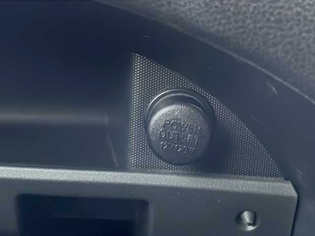 日産 ウイングロード 15M Vリミテッド 山口県 2018(平30)年 3.8万km ホワイトパール ワンオーナー/純正SDナビ　【MJ117D-A】/・Bluetooth接続/・フルセグTV/・DVD再生機能有/バックカメラ/ビルトインETC/ドライブレコーダー/横滑り防止装置/純正フロアマット/スマートキー/スペアキー有/純正16インチアルミホイール/オートエアコン/ドアバイザー/保証書/取扱説明書