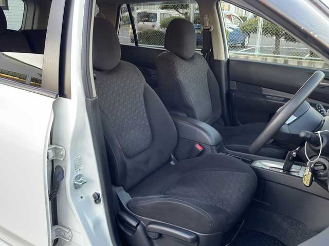 日産 ウイングロード 15M Vリミテッド 山口県 2018(平30)年 3.8万km ホワイトパール ワンオーナー/純正SDナビ　【MJ117D-A】/・Bluetooth接続/・フルセグTV/・DVD再生機能有/バックカメラ/ビルトインETC/ドライブレコーダー/横滑り防止装置/純正フロアマット/スマートキー/スペアキー有/純正16インチアルミホイール/オートエアコン/ドアバイザー/保証書/取扱説明書