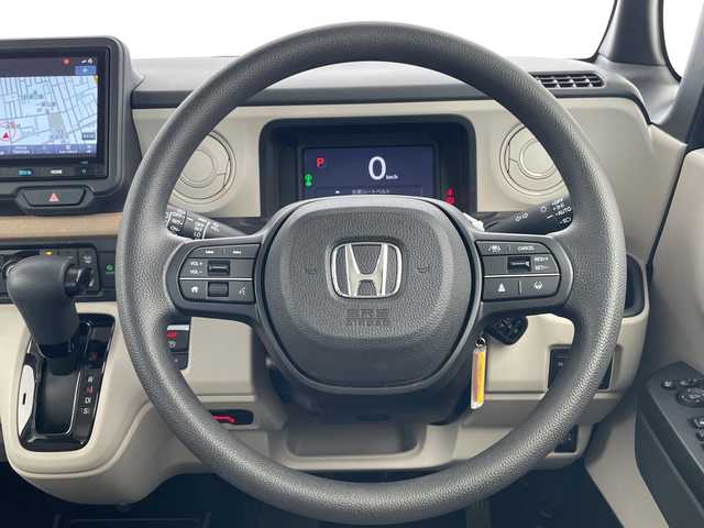 ホンダ Ｎ ＢＯＸ 愛知県 2024(令6)年 1.6万km プラチナホワイトパール ホンダセンシング/純正8型ディスプレイオーディオナビ/両側パワースライドドア/レーダークルーズコントロール/シートヒーター/バックカメラ/コーナーセンサー/LEDヘッドライト/オートマチックハイビーム/ドライブレコーダー/ETC/衝突軽減システム/フルセグ/Bluetooth/ステアリングスイッチ/スマートキー/プッシュスタート