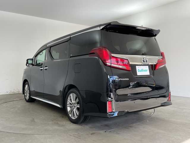 トヨタ アルファード S タイプゴールド 兵庫県 2020(令2)年 3.9万km ブラック ・純正9インチディスプレイディオ/ナビ/TV/Bluetooth/Miracast/・CD/DVDプレイヤー/・バックカメラ/・ビルトインETC/・12.1インチフリップダウンモニター/・デジタルインナーミラー/・Toyota　Safety　Sense/プリクラッシュセーフティ/レーントレーシングアシスト/レーダークルーズコントロール（全車速追従機能付）/ロードサインアシスト/アダプティブハイビームシステム/・ブラインドスポットモニター/・パーキングサポートブレーキ/・リヤクロストラフィックアラート/・ロードサインアシスト/・先行車発進告知/・ナノイー/・純正ドライブレコーダー/・ＬＥＤヘッドライト/・オートライト/・フォグランプ/・両側パワースライドドア/・パワーバックドア/・ハーフレザー/・純正18インチアルミホイール