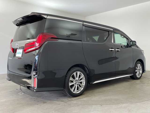 トヨタ アルファード S タイプゴールド 兵庫県 2020(令2)年 3.9万km ブラック ・純正9インチディスプレイディオ/ナビ/TV/Bluetooth/Miracast/・CD/DVDプレイヤー/・バックカメラ/・ビルトインETC/・12.1インチフリップダウンモニター/・デジタルインナーミラー/・Toyota　Safety　Sense/プリクラッシュセーフティ/レーントレーシングアシスト/レーダークルーズコントロール（全車速追従機能付）/ロードサインアシスト/アダプティブハイビームシステム/・ブラインドスポットモニター/・パーキングサポートブレーキ/・リヤクロストラフィックアラート/・ロードサインアシスト/・先行車発進告知/・ナノイー/・純正ドライブレコーダー/・ＬＥＤヘッドライト/・オートライト/・フォグランプ/・両側パワースライドドア/・パワーバックドア/・ハーフレザー/・純正18インチアルミホイール