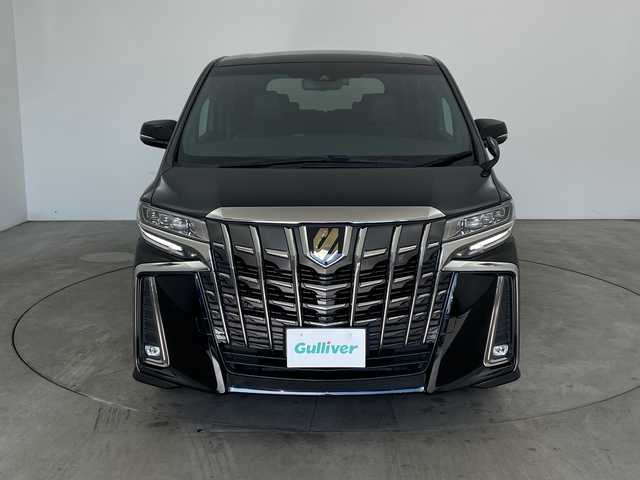 トヨタ アルファード S タイプゴールド 兵庫県 2020(令2)年 3.9万km ブラック ・純正9インチディスプレイディオ/ナビ/TV/Bluetooth/Miracast/・CD/DVDプレイヤー/・バックカメラ/・ビルトインETC/・12.1インチフリップダウンモニター/・デジタルインナーミラー/・Toyota　Safety　Sense/プリクラッシュセーフティ/レーントレーシングアシスト/レーダークルーズコントロール（全車速追従機能付）/ロードサインアシスト/アダプティブハイビームシステム/・ブラインドスポットモニター/・パーキングサポートブレーキ/・リヤクロストラフィックアラート/・ロードサインアシスト/・先行車発進告知/・ナノイー/・純正ドライブレコーダー/・ＬＥＤヘッドライト/・オートライト/・フォグランプ/・両側パワースライドドア/・パワーバックドア/・ハーフレザー/・純正18インチアルミホイール