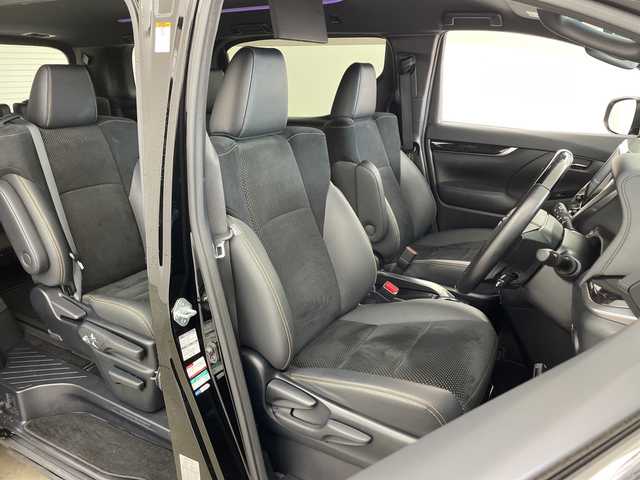 トヨタ アルファード S タイプゴールド 兵庫県 2020(令2)年 3.9万km ブラック ・純正9インチディスプレイディオ/ナビ/TV/Bluetooth/Miracast/・CD/DVDプレイヤー/・バックカメラ/・ビルトインETC/・12.1インチフリップダウンモニター/・デジタルインナーミラー/・Toyota　Safety　Sense/プリクラッシュセーフティ/レーントレーシングアシスト/レーダークルーズコントロール（全車速追従機能付）/ロードサインアシスト/アダプティブハイビームシステム/・ブラインドスポットモニター/・パーキングサポートブレーキ/・リヤクロストラフィックアラート/・ロードサインアシスト/・先行車発進告知/・ナノイー/・純正ドライブレコーダー/・ＬＥＤヘッドライト/・オートライト/・フォグランプ/・両側パワースライドドア/・パワーバックドア/・ハーフレザー/・純正18インチアルミホイール