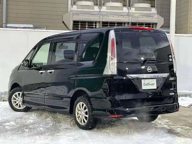 日産 セレナ ハイウェイスター Vセレクション 青森県 2012(平24)年 3.6万km スーパーブラック ワンオーナー/4WD/純正メモリナビ/【AM/FM/CD/DVD/SD/BT/AUX】/フルセグテレビ/バックカメラ/クルーズコントロール/両側パワースライドドア/アイドリングストップ/純正フロアマット/純正AW夏タイヤ積込/ETC/取扱説明書/保証書