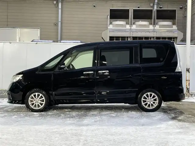 日産 セレナ ハイウェイスター Vセレクション 青森県 2012(平24)年 3.6万km スーパーブラック ワンオーナー/4WD/純正メモリナビ/【AM/FM/CD/DVD/SD/BT/AUX】/フルセグテレビ/バックカメラ/クルーズコントロール/両側パワースライドドア/アイドリングストップ/純正フロアマット/純正AW夏タイヤ積込/ETC/取扱説明書/保証書