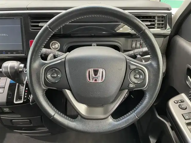 ホンダ ステップワゴン スパーダ クールスピリット ADV パッケージβ 鹿児島県 2016(平28)年 5.8万km ホワイトオーキッドパール 無限エアロ/純正9インチプレミアムインターナビ/フルセグTV/BT/CD/DVD/MSV/純正フリップダウンモニター/バックカメラ/両側パワースライドドア/レーダークルーズコントロール/ハーフレザーシート/前席シートヒーター/パドルシフト/わくわくゲート/ETC/純正LEDヘッドライト/純正17インチアルミホイール