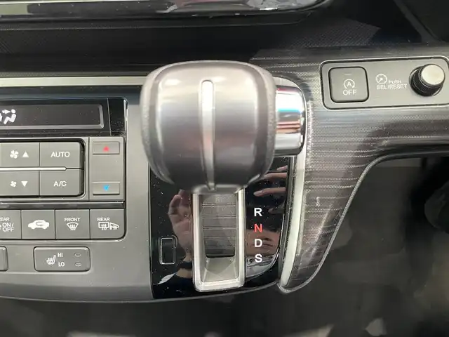 ホンダ ステップワゴン スパーダ クールスピリット ADV パッケージβ 鹿児島県 2016(平28)年 5.8万km ホワイトオーキッドパール 無限エアロ/純正9インチプレミアムインターナビ/フルセグTV/BT/CD/DVD/MSV/純正フリップダウンモニター/バックカメラ/両側パワースライドドア/レーダークルーズコントロール/ハーフレザーシート/前席シートヒーター/パドルシフト/わくわくゲート/ETC/純正LEDヘッドライト/純正17インチアルミホイール