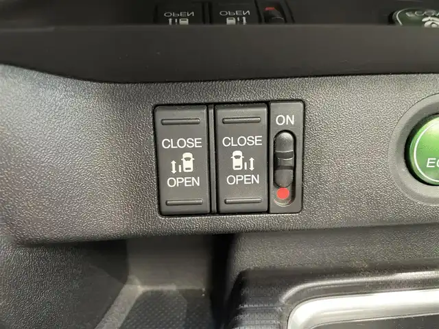 ホンダ ステップワゴン スパーダ クールスピリット ADV パッケージβ 鹿児島県 2016(平28)年 5.8万km ホワイトオーキッドパール 無限エアロ/純正9インチプレミアムインターナビ/フルセグTV/BT/CD/DVD/MSV/純正フリップダウンモニター/バックカメラ/両側パワースライドドア/レーダークルーズコントロール/ハーフレザーシート/前席シートヒーター/パドルシフト/わくわくゲート/ETC/純正LEDヘッドライト/純正17インチアルミホイール