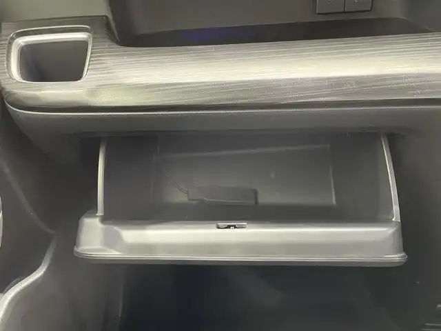 ホンダ ステップワゴン スパーダ クールスピリット ADV パッケージβ 鹿児島県 2016(平28)年 5.8万km ホワイトオーキッドパール 無限エアロ/純正9インチプレミアムインターナビ/フルセグTV/BT/CD/DVD/MSV/純正フリップダウンモニター/バックカメラ/両側パワースライドドア/レーダークルーズコントロール/ハーフレザーシート/前席シートヒーター/パドルシフト/わくわくゲート/ETC/純正LEDヘッドライト/純正17インチアルミホイール