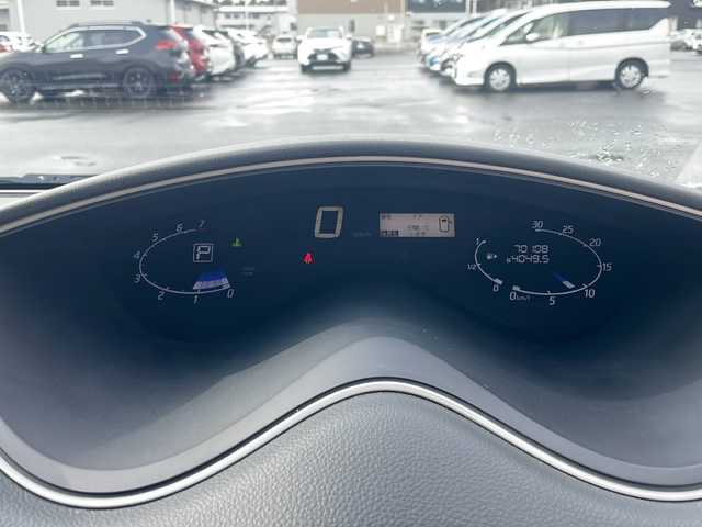 日産 セレナ ハイウェイスター Vセレ +Safty 岩手県 2015(平27)年 7.1万km ブリリアントホワイトパール 社外ナビ(MDV-D502BTW)/*CD/DVD/SD/ラジオ/Bluetooth/社外フリップダウンモニター/フルセグテレビ/バックカメラ/両側パワースライドドア/エマージェンシーブレーキ/車線逸脱警報機能/クルーズコントロール/横滑り防止機能/2列目サンシェード/ETC/アイドリングストップ/LEDヘッドライト/フォグランプ/純正15inアルミホイール/純正フロアマット/スマートキー(×2)/プッシュスタート/電動格納ミラー/ウィンカーミラー/ドアバイザー