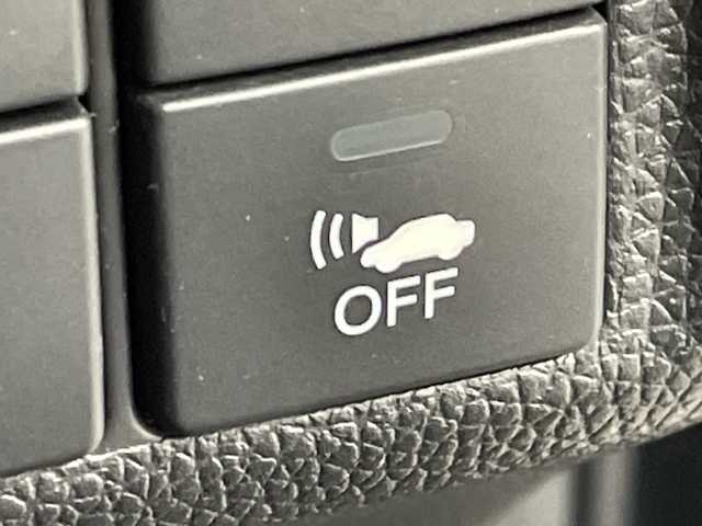 ホンダ フィット ハイブリット Sパッケージ 群馬県 2016(平28)年 5.2万km クリスタルブラックパール 禁煙車　衝突軽減ブレーキ　純正７インチナビ　バックカメラ　クルーズコントロール　LEDライト　純正１６インチアルミホイール　ステアリングリモコン　パドルシフト　ETC　ドライブレコーダー　スマートキー